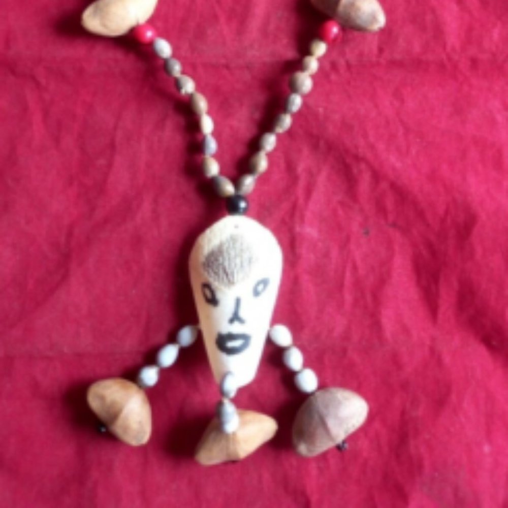 Shipibo shaman necklace made of Amazon jungle seeds